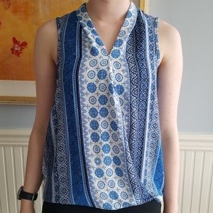 Professional Blue Patterned Sleeveless Tank
